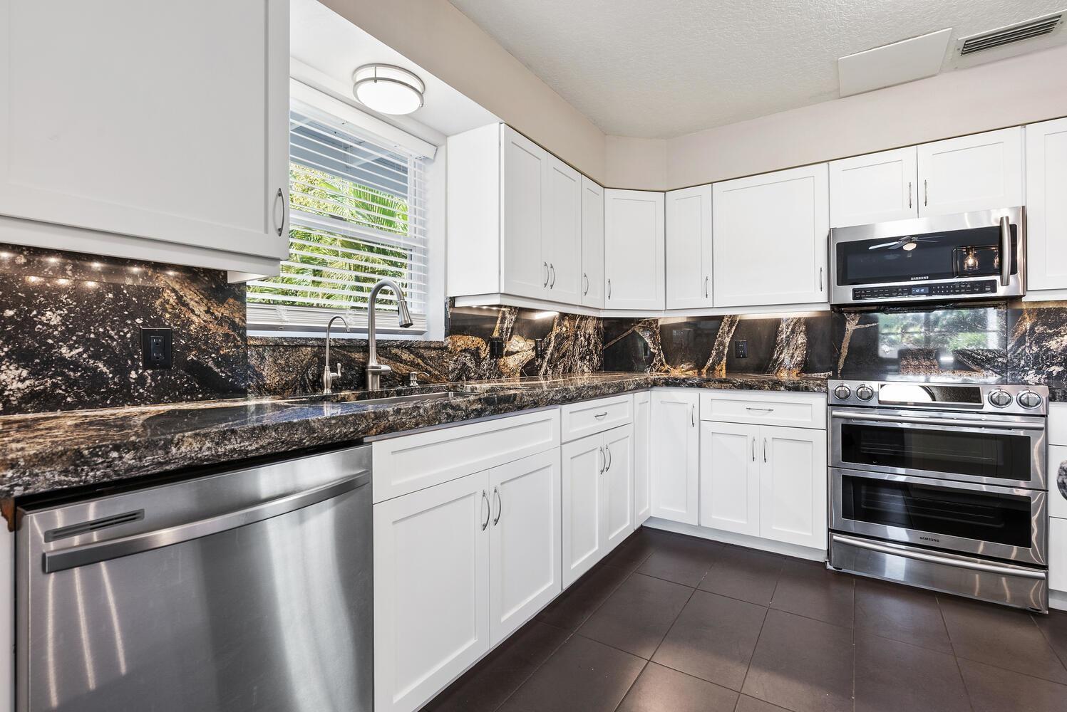 651 AVENIDA DEL NORTE — photo 12