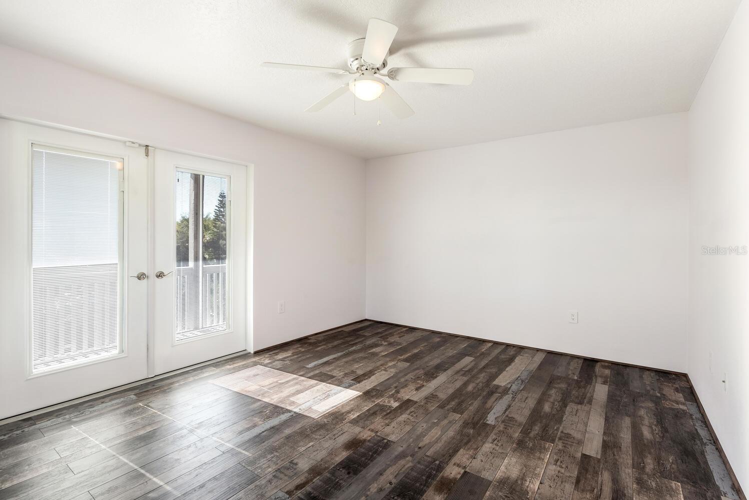 651 AVENIDA DEL NORTE — photo 25