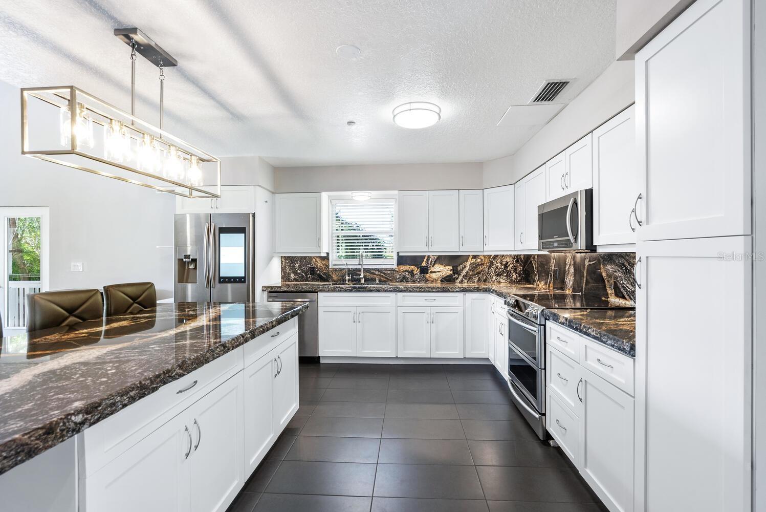 651 AVENIDA DEL NORTE — photo 13