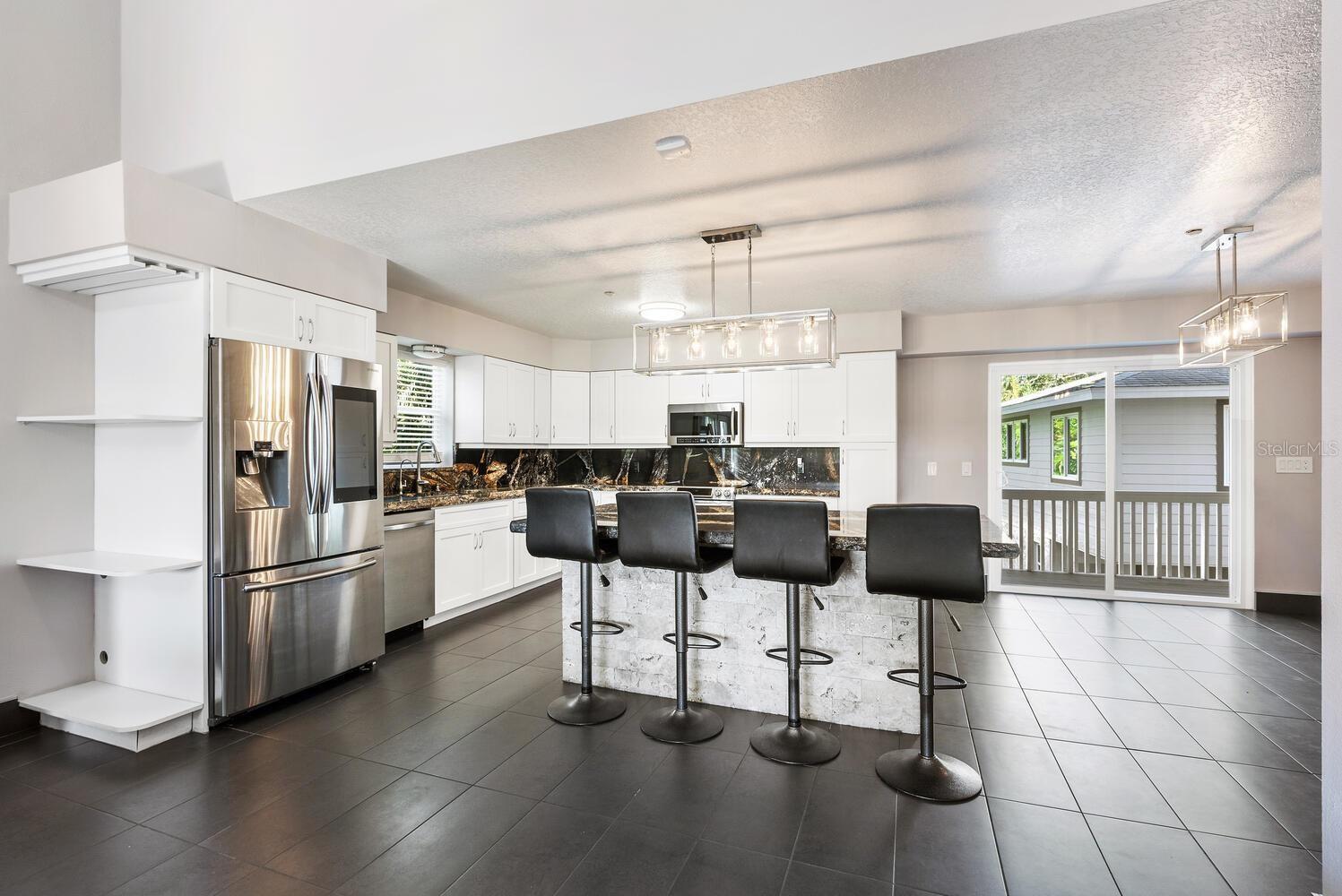 651 AVENIDA DEL NORTE — photo 11