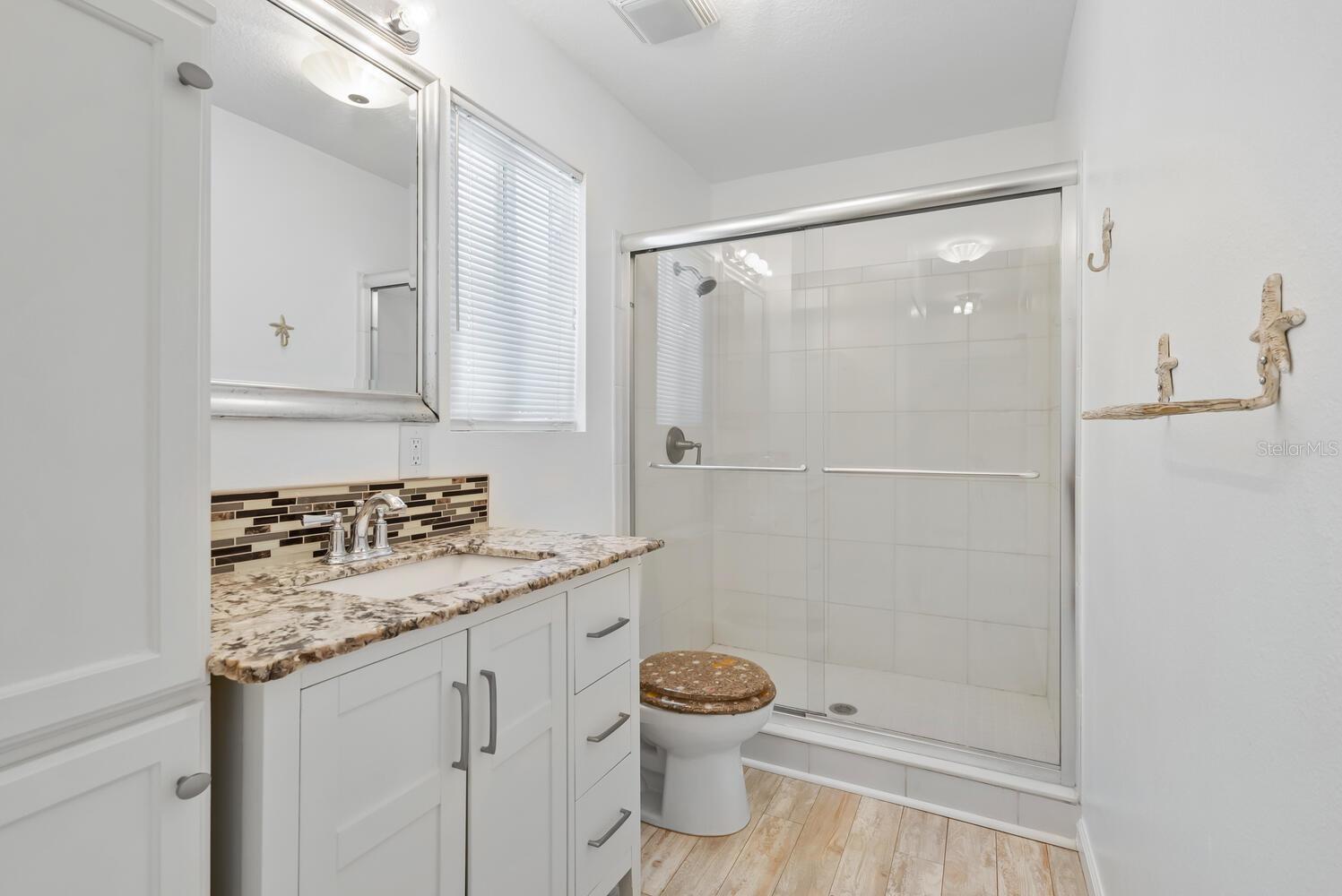 651 AVENIDA DEL NORTE — photo 42