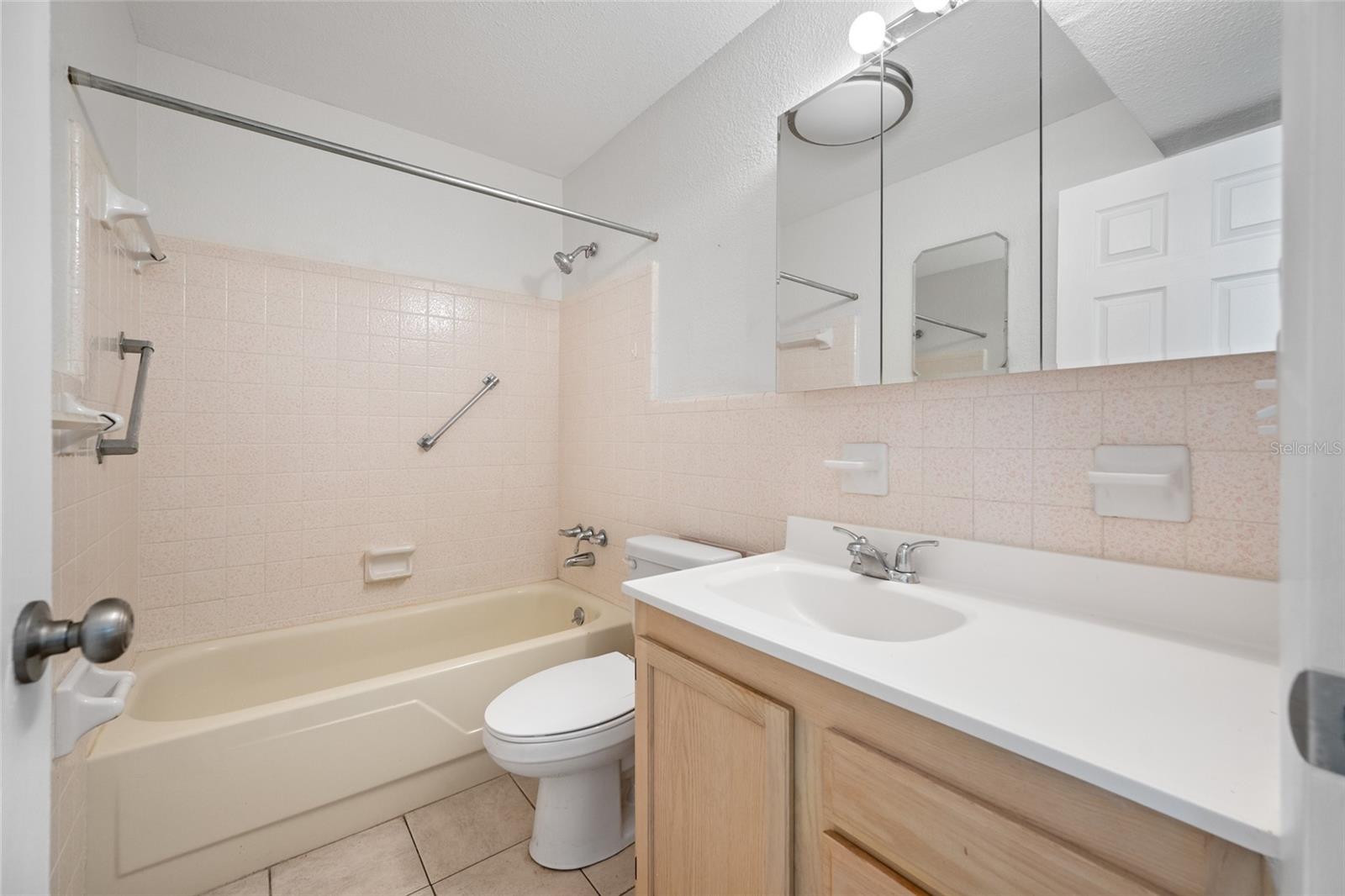 8075 112 ST #104 — photo 16