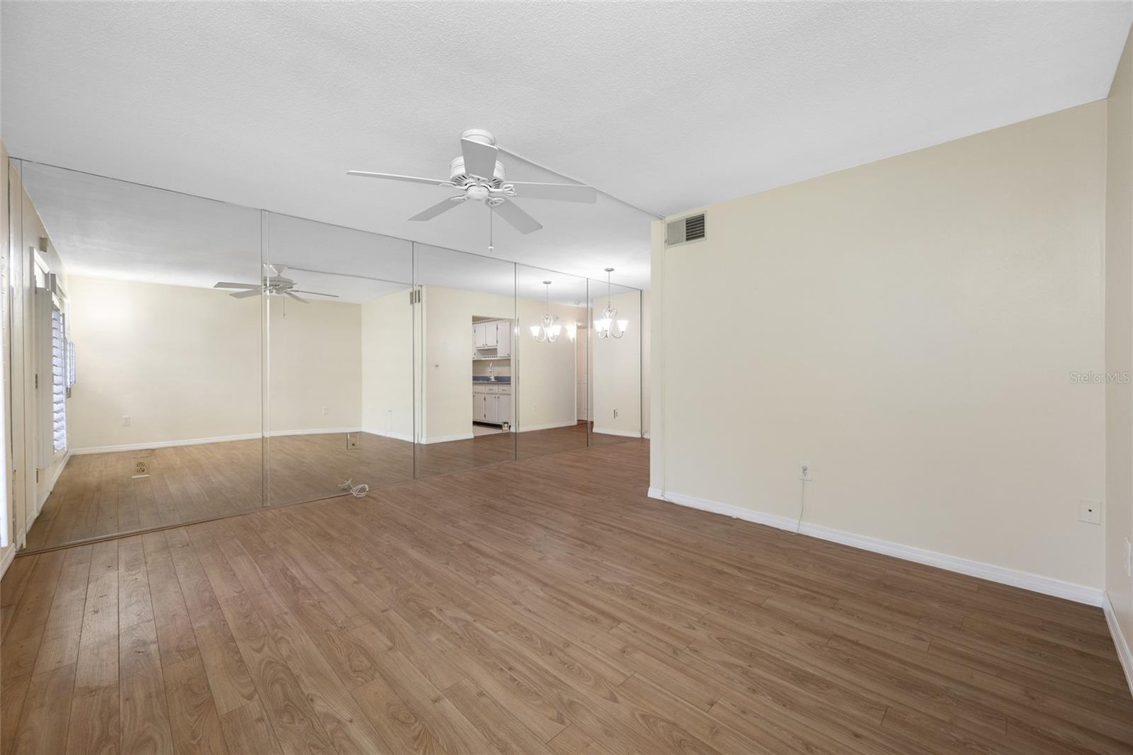 8075 112 ST #104 — photo 7