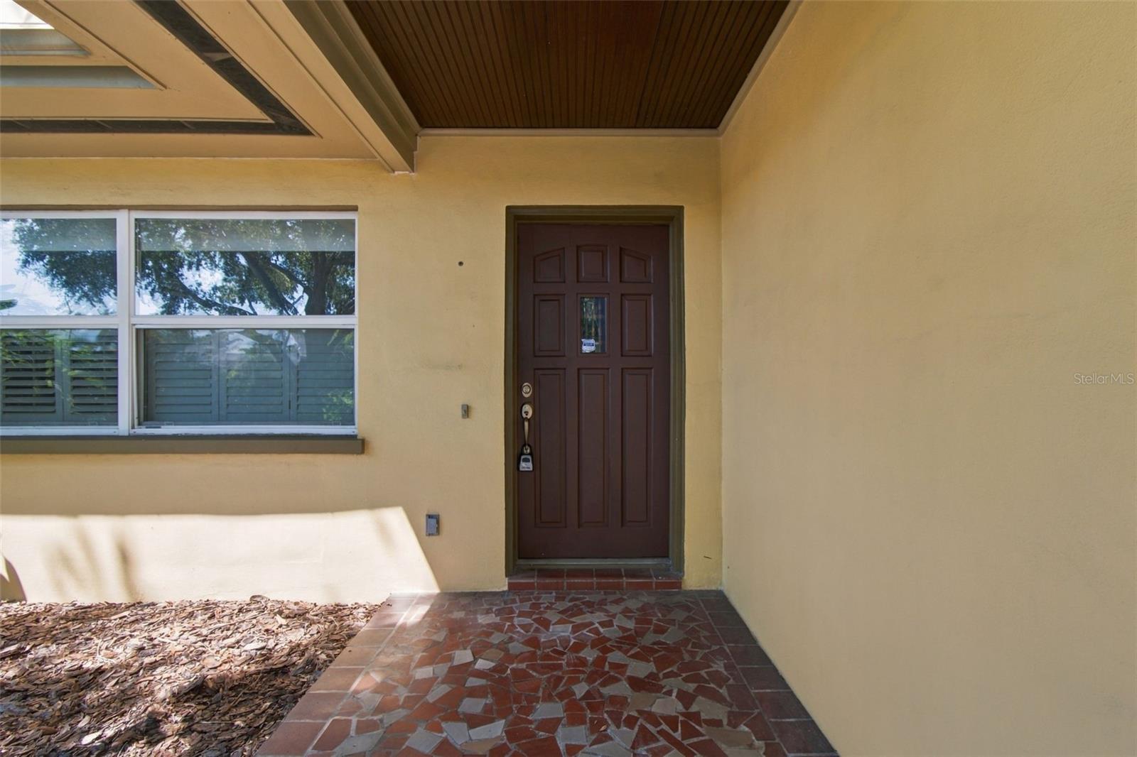 1612 SAN CHARLES DR — photo 3