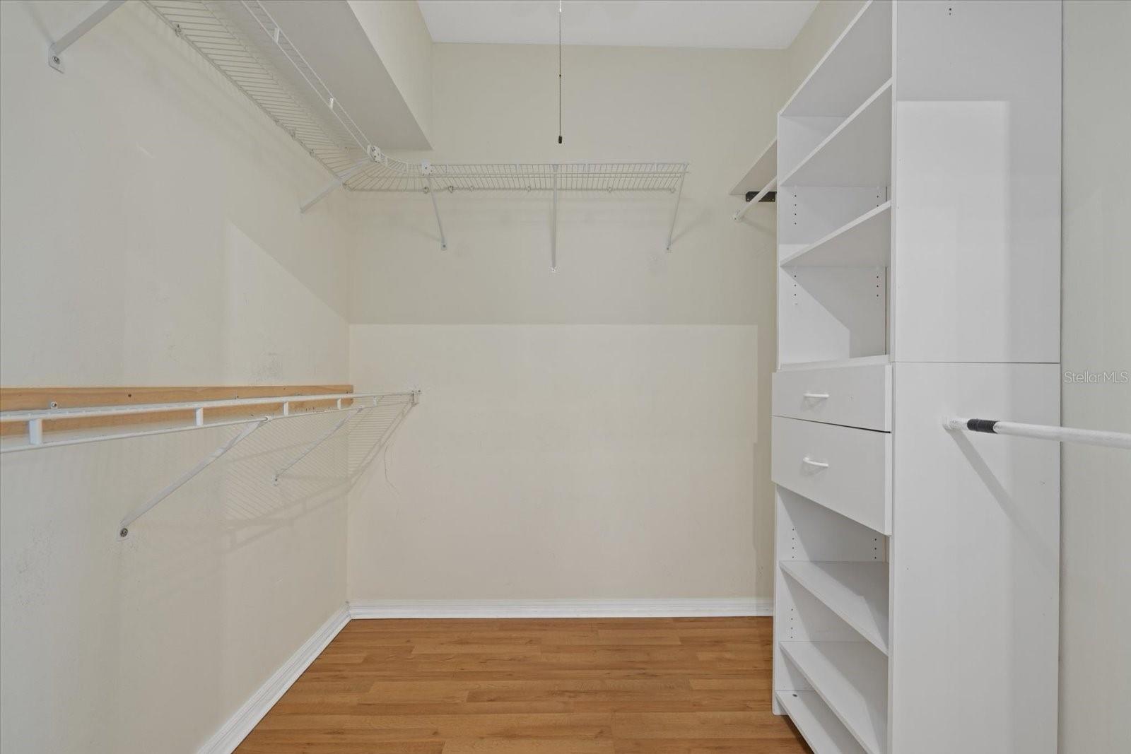 8967 GREY OAKS AVE — photo 23