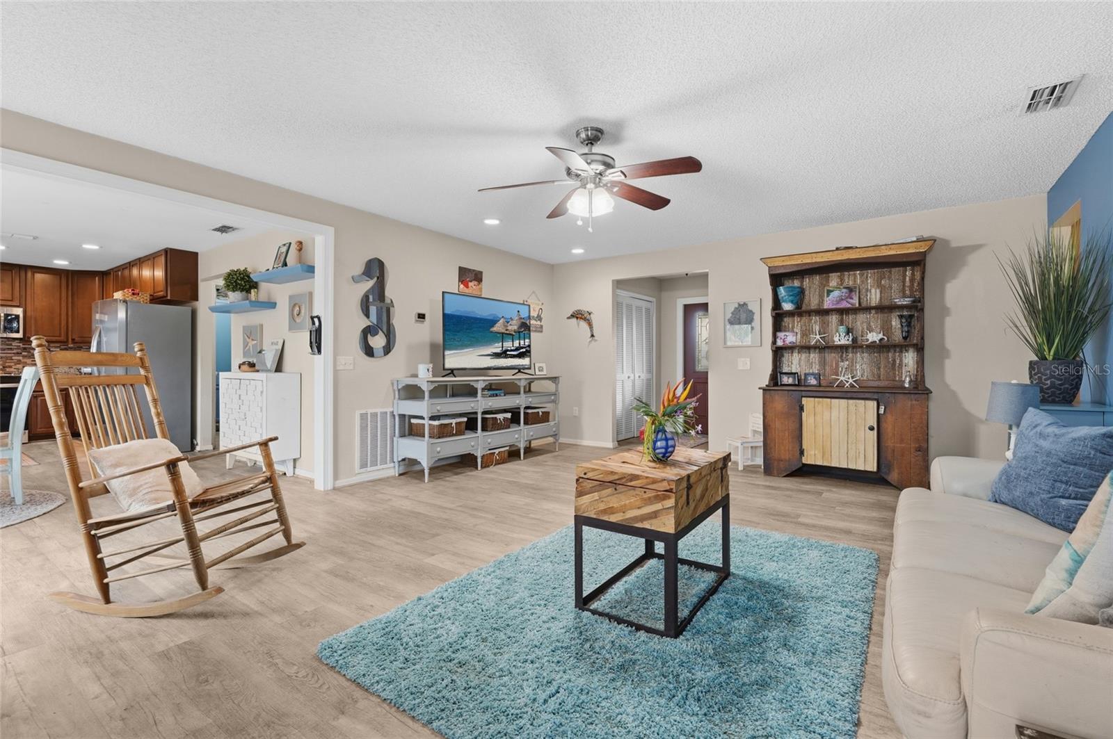 2112 S BRINK AVE — photo 17