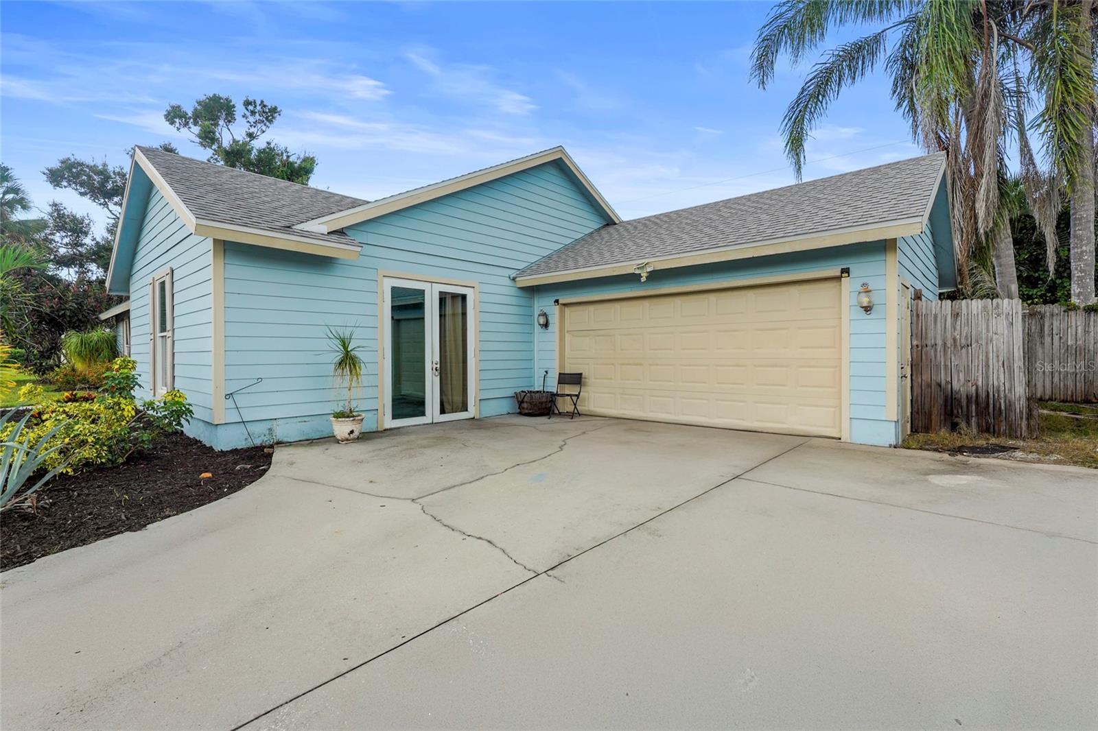 2112 S BRINK AVE — photo 43
