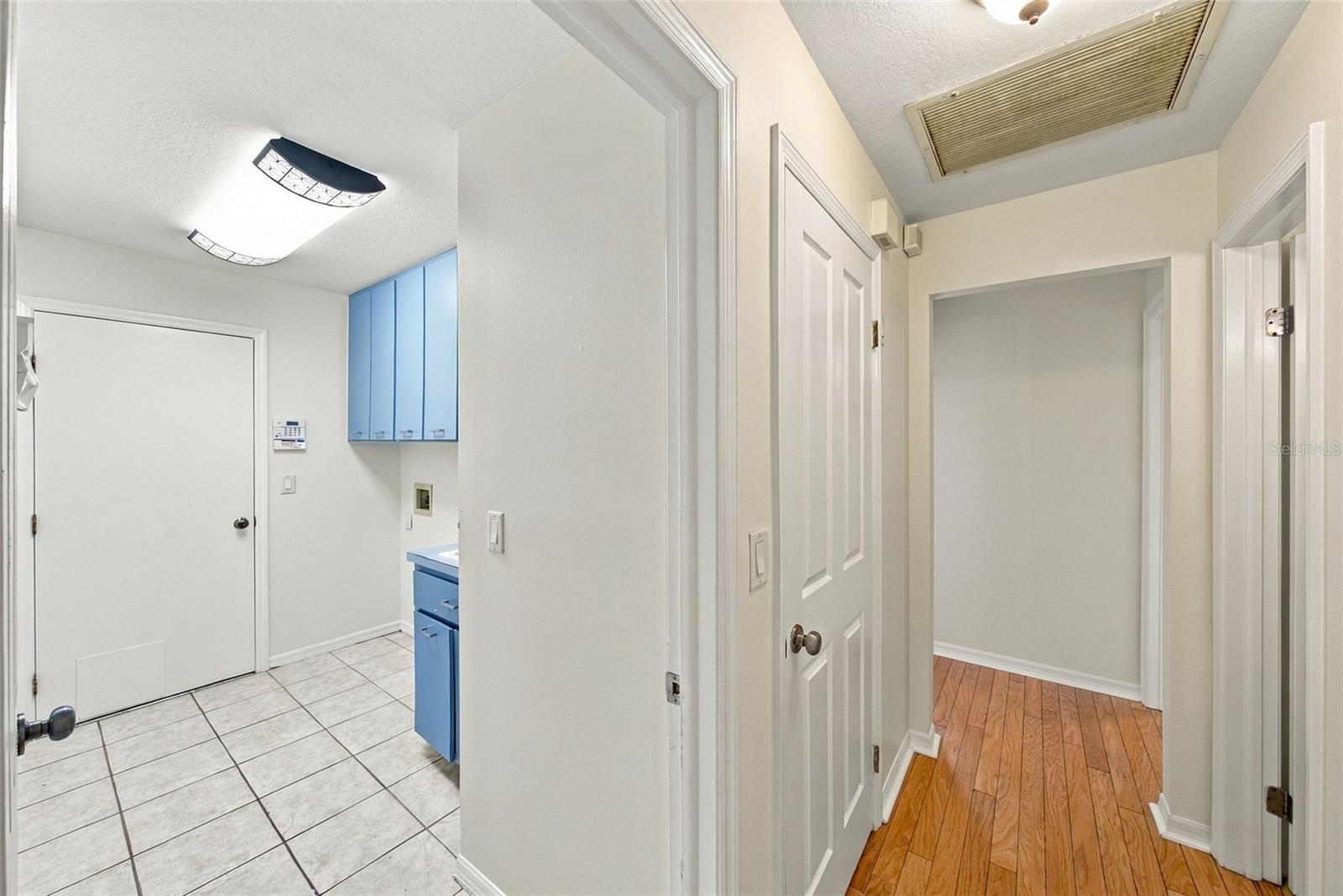 12427 BRISTOL COMMONS CIR — photo 43