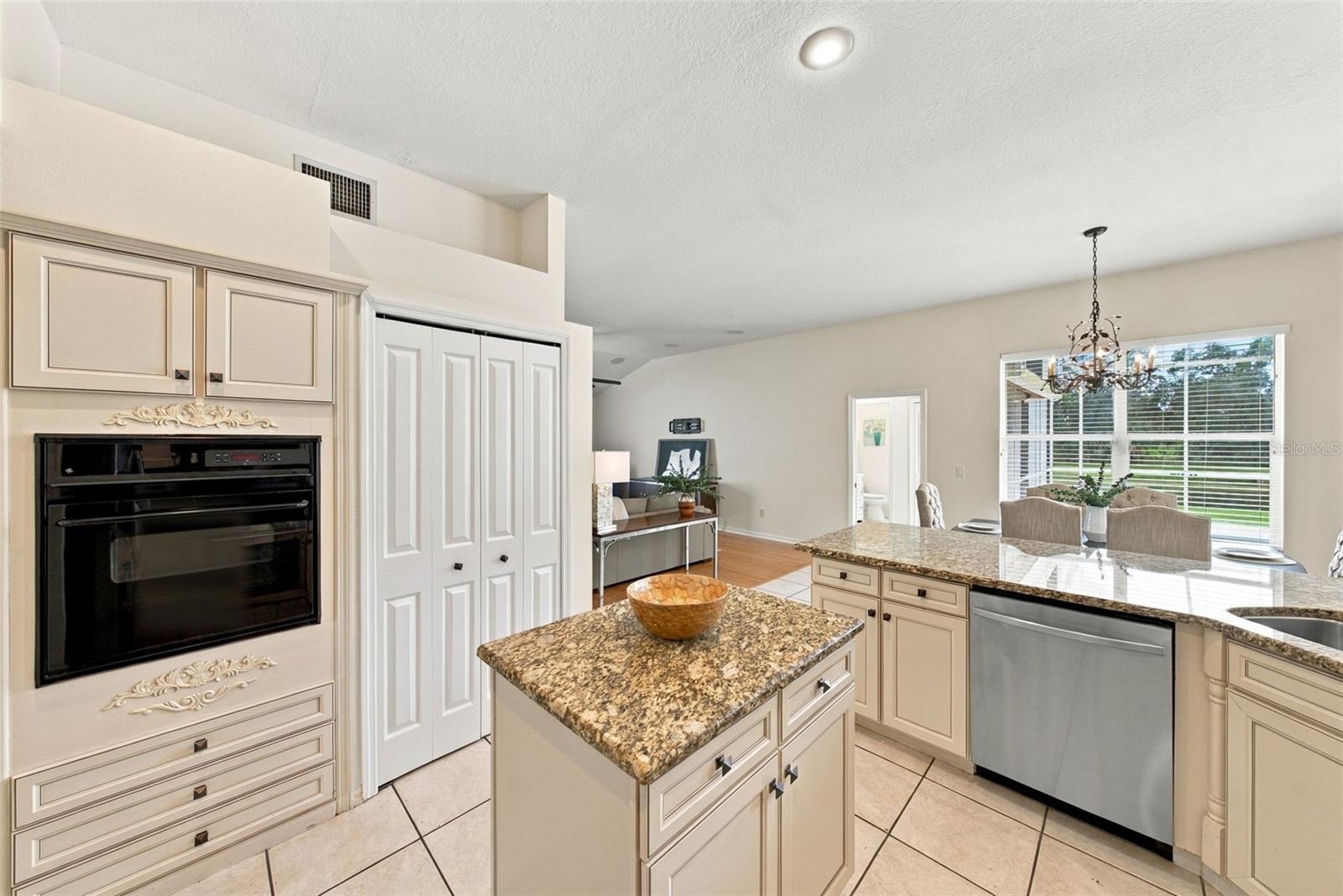 12427 BRISTOL COMMONS CIR — photo 16