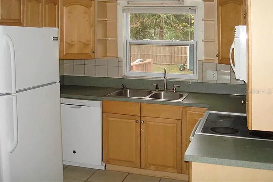 245 TUCKER ST — photo 11