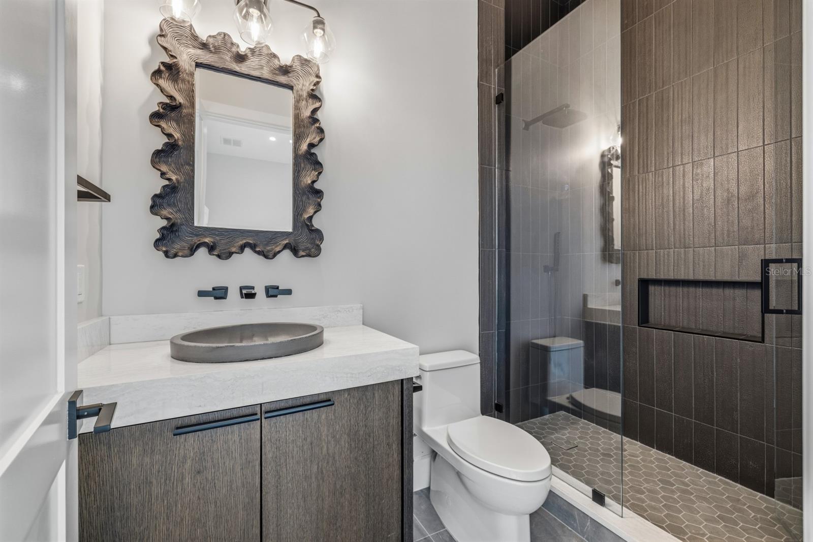 6503 DEBBIE LN S — photo 30