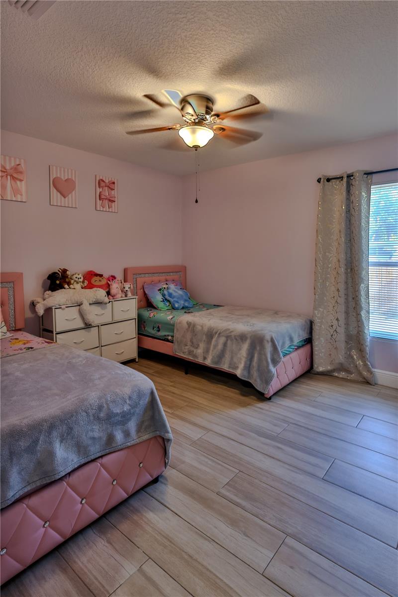 6007 12TH ST E — photo 12