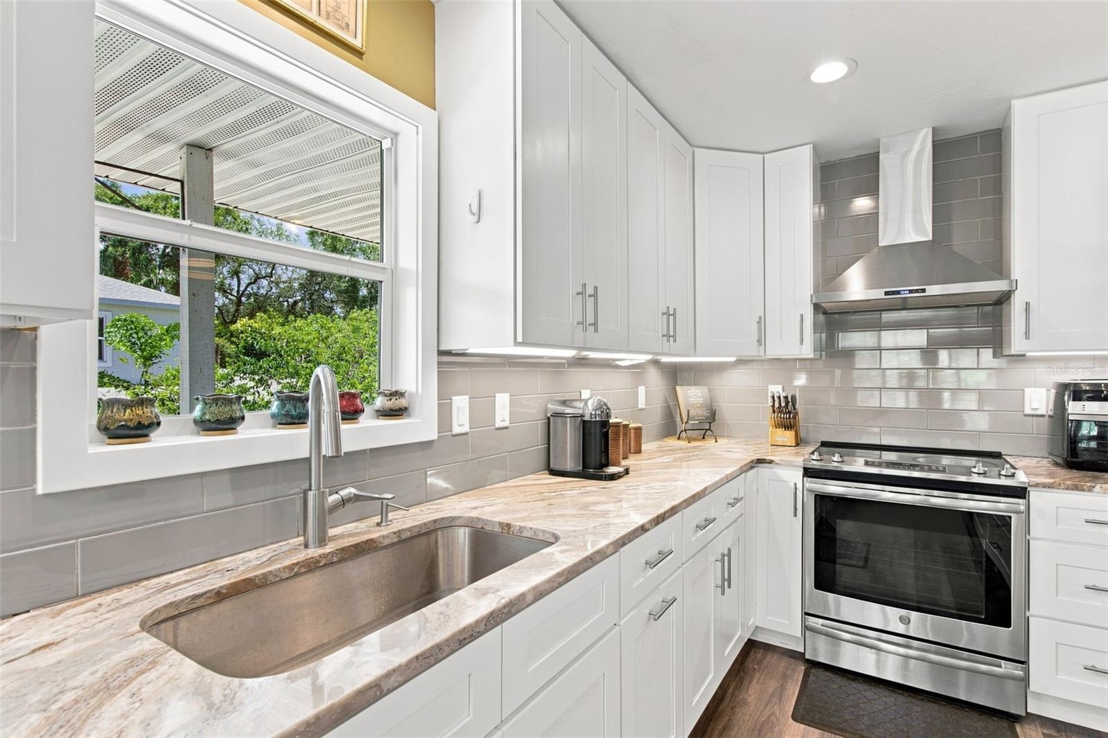 389 GEORGIA AVE — photo 24