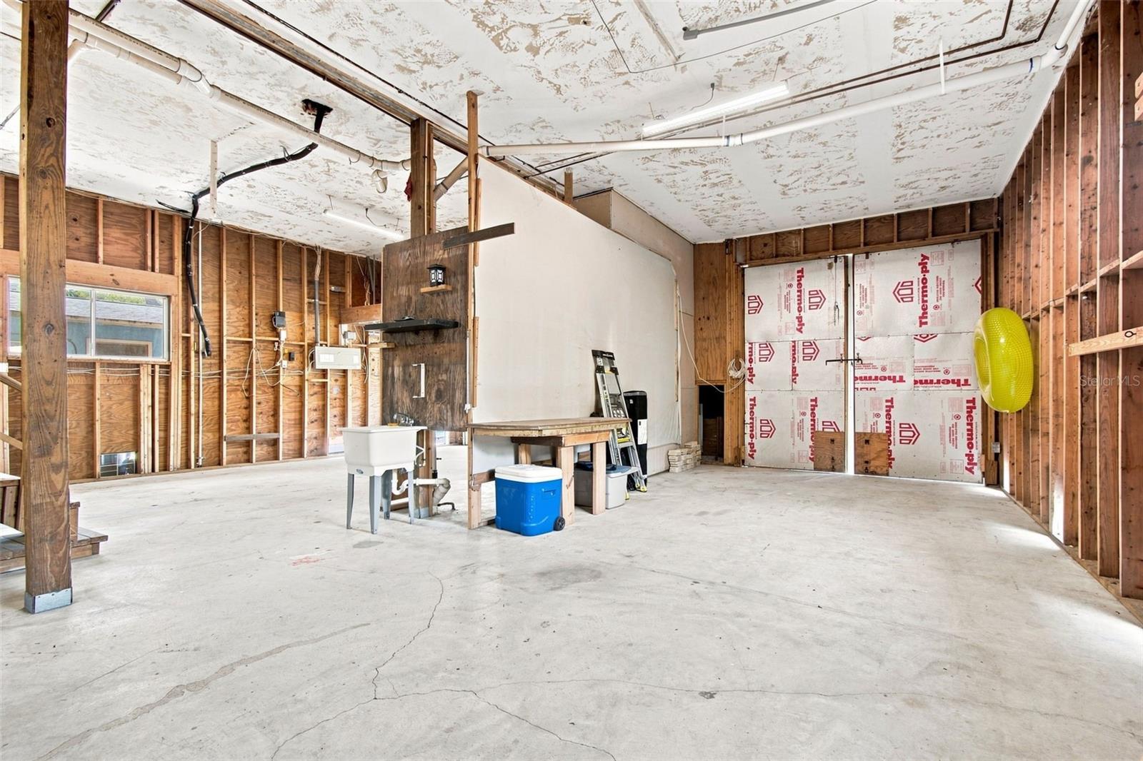389 GEORGIA AVE — photo 41