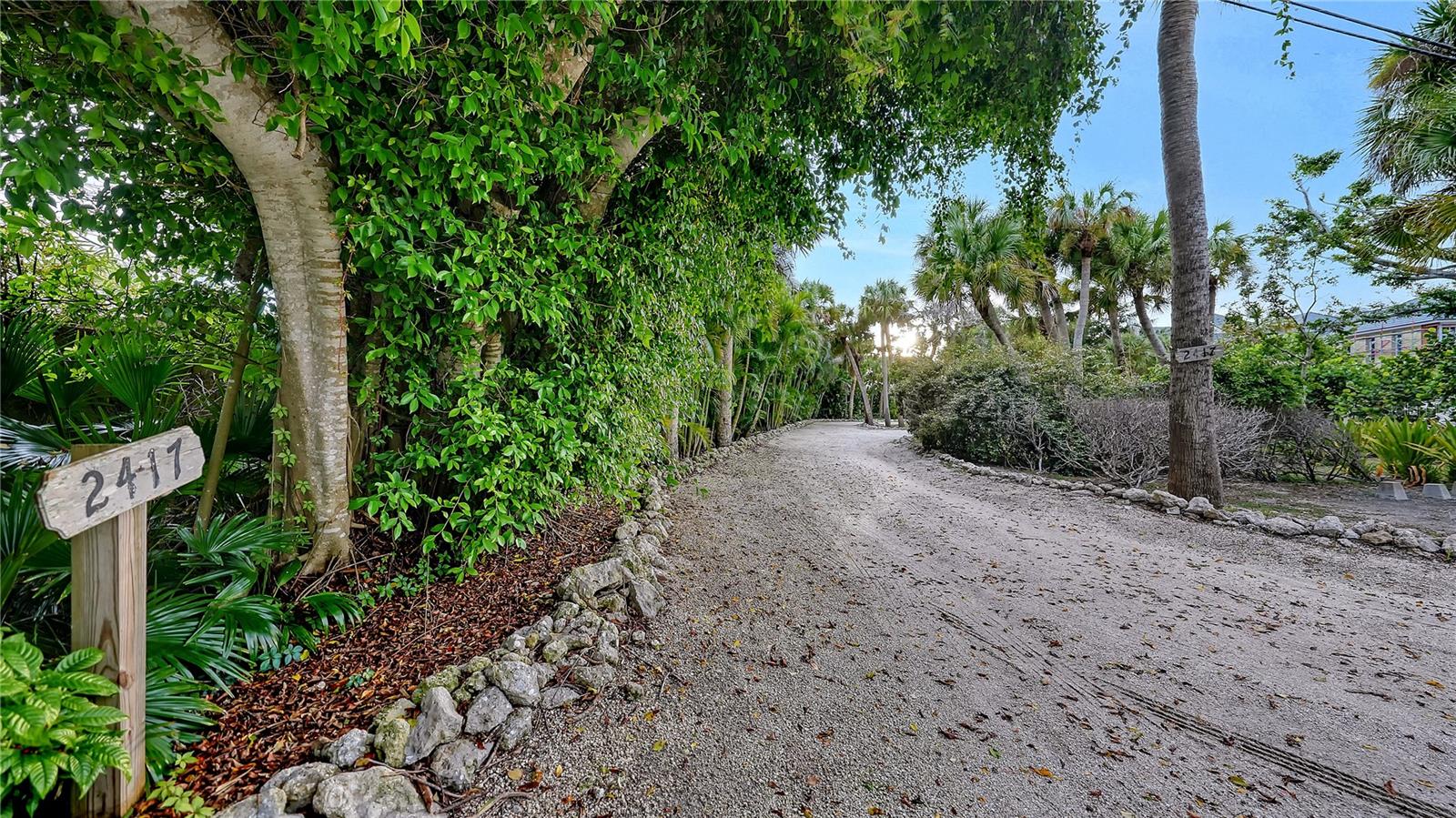 2417 CASEY KEY RD — photo 2