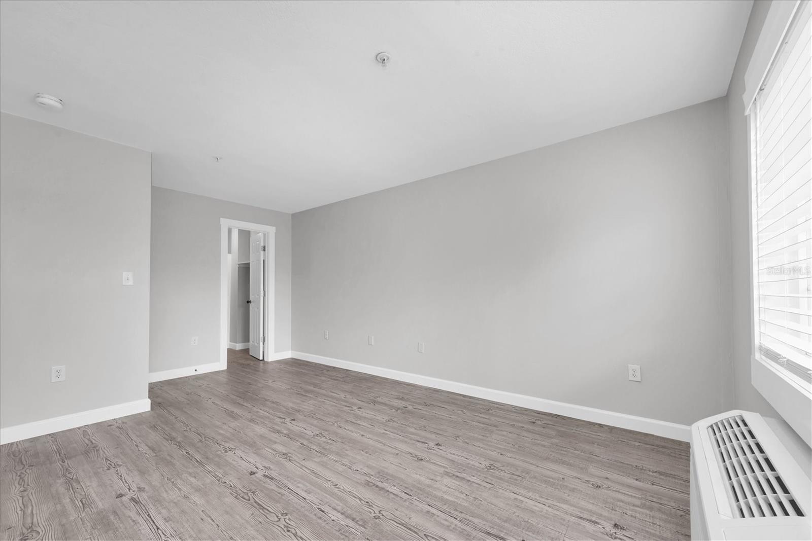 406 W CEDAR ST #403 — photo 15