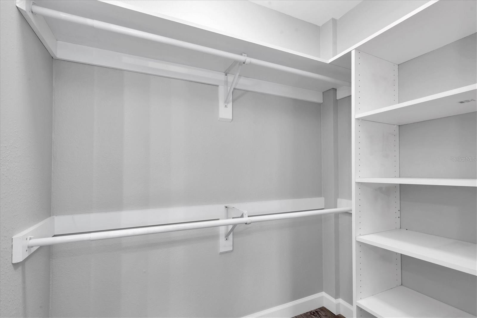 406 W CEDAR ST #403 — photo 11