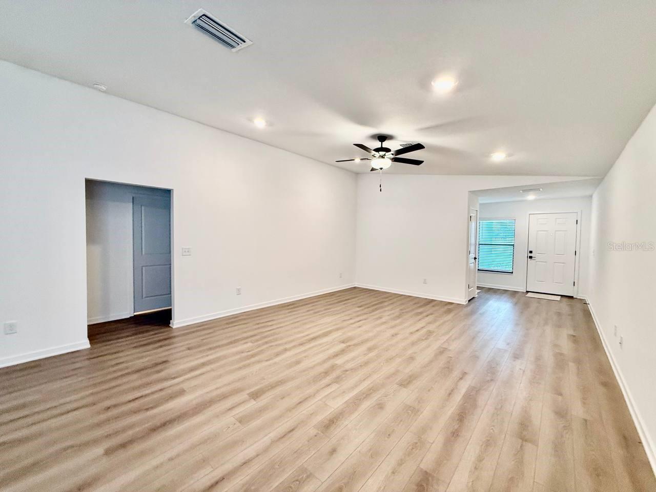 5745 HELMSMAN CT — photo 8
