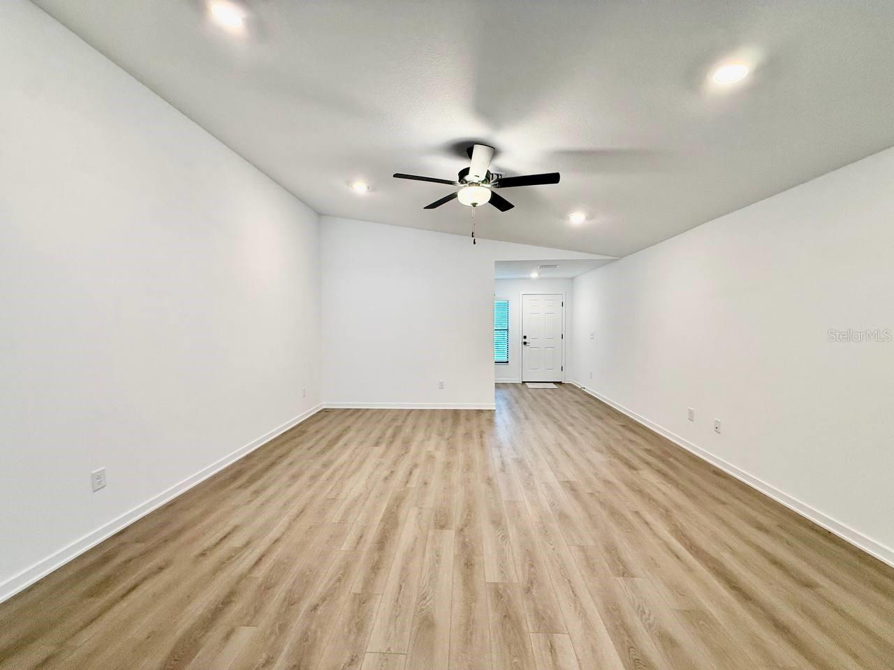 5745 HELMSMAN CT — photo 7