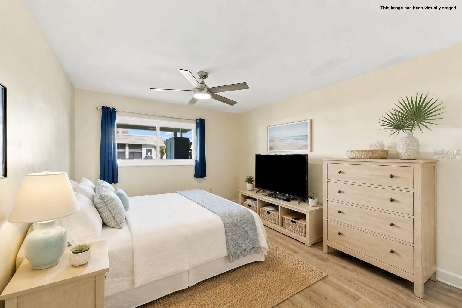 205 KINGS BLVD #64 — photo 26
