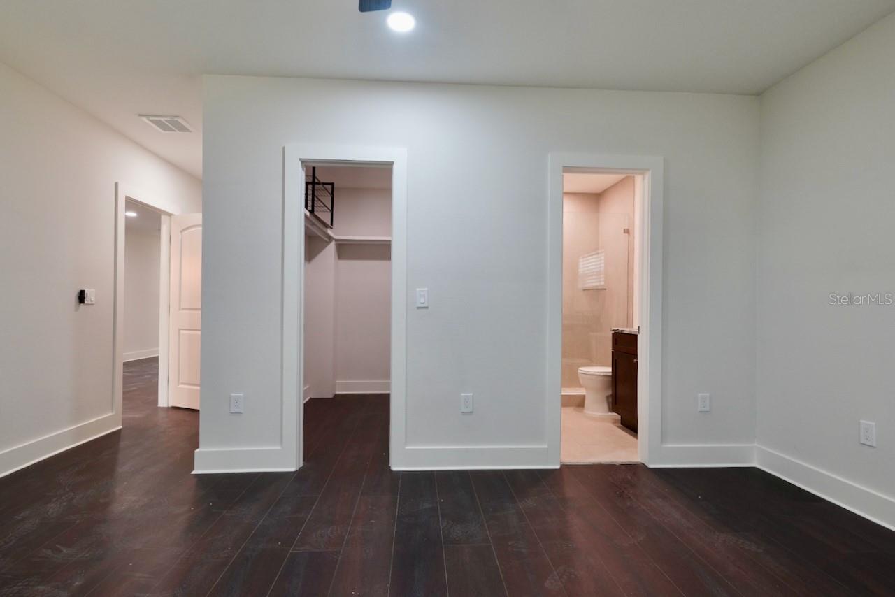 3218 DELRAY DR — photo 17