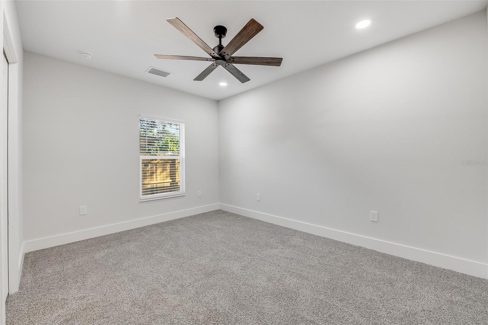 3218 DELRAY DR — photo 29