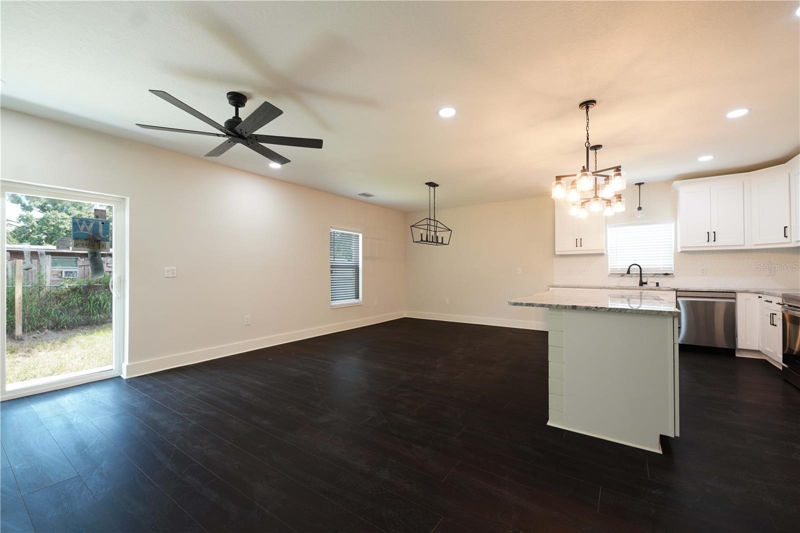 3218 DELRAY DR — photo 15