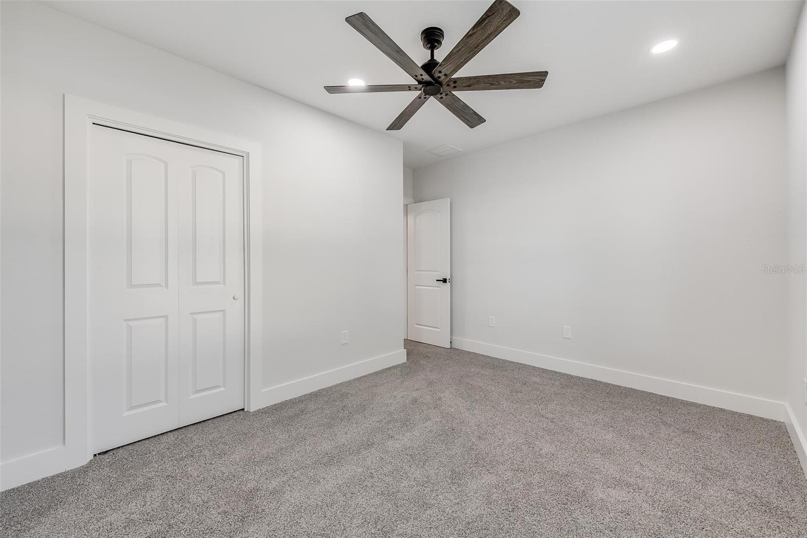 3218 DELRAY DR — photo 26