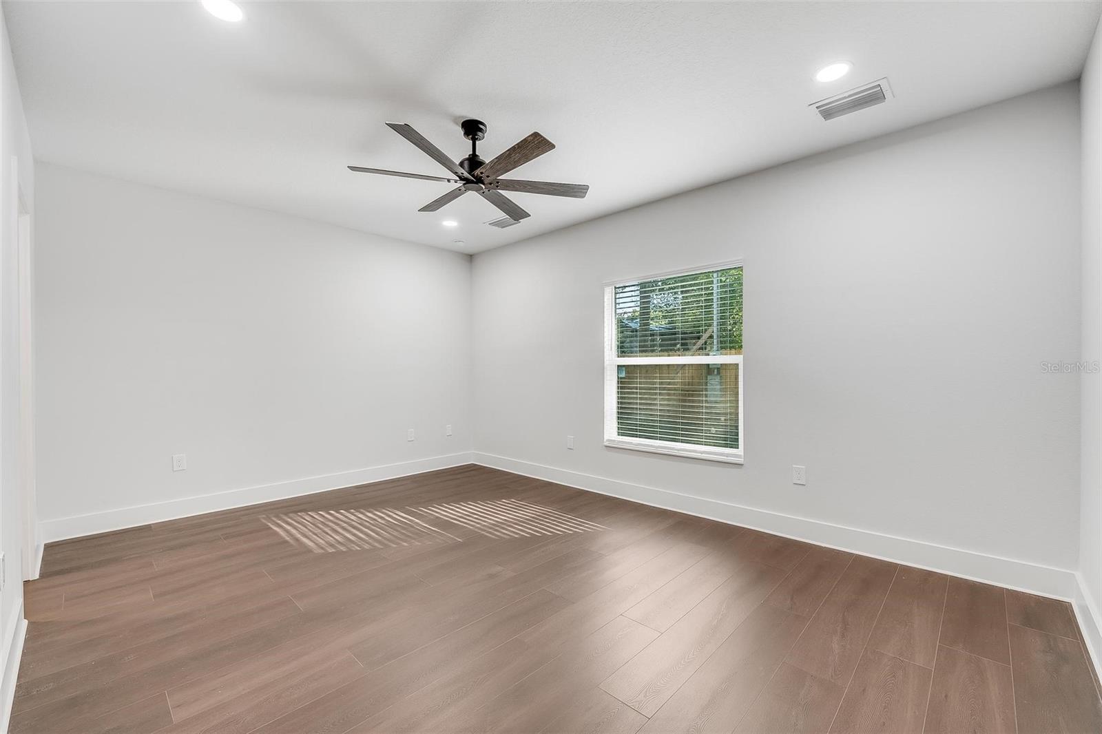 3218 DELRAY DR — photo 19