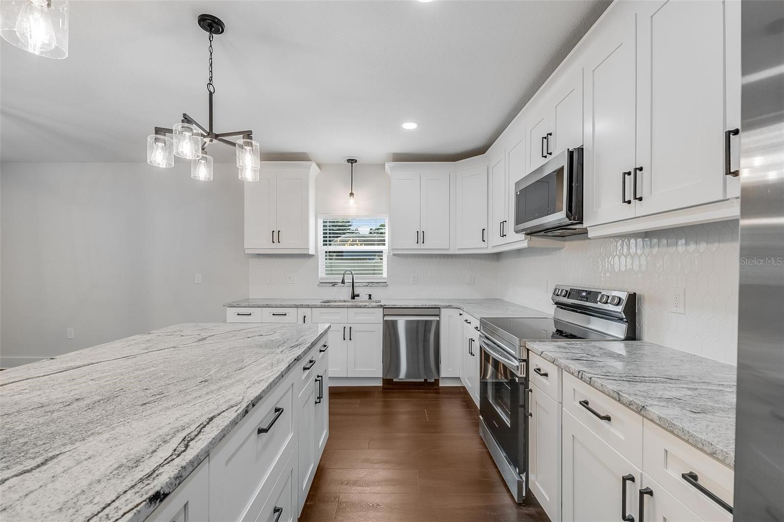 3218 DELRAY DR — photo 11