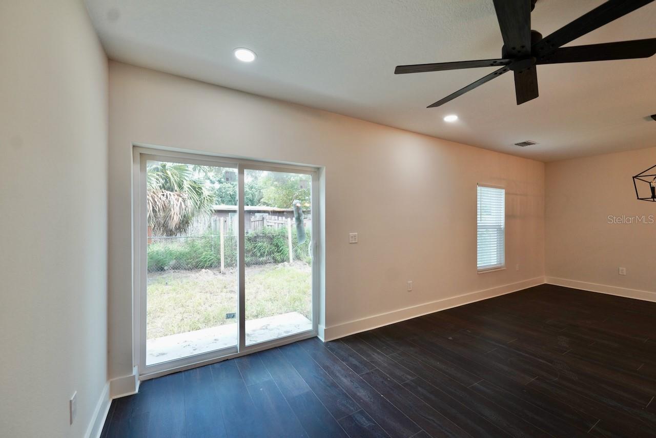 3218 DELRAY DR — photo 16