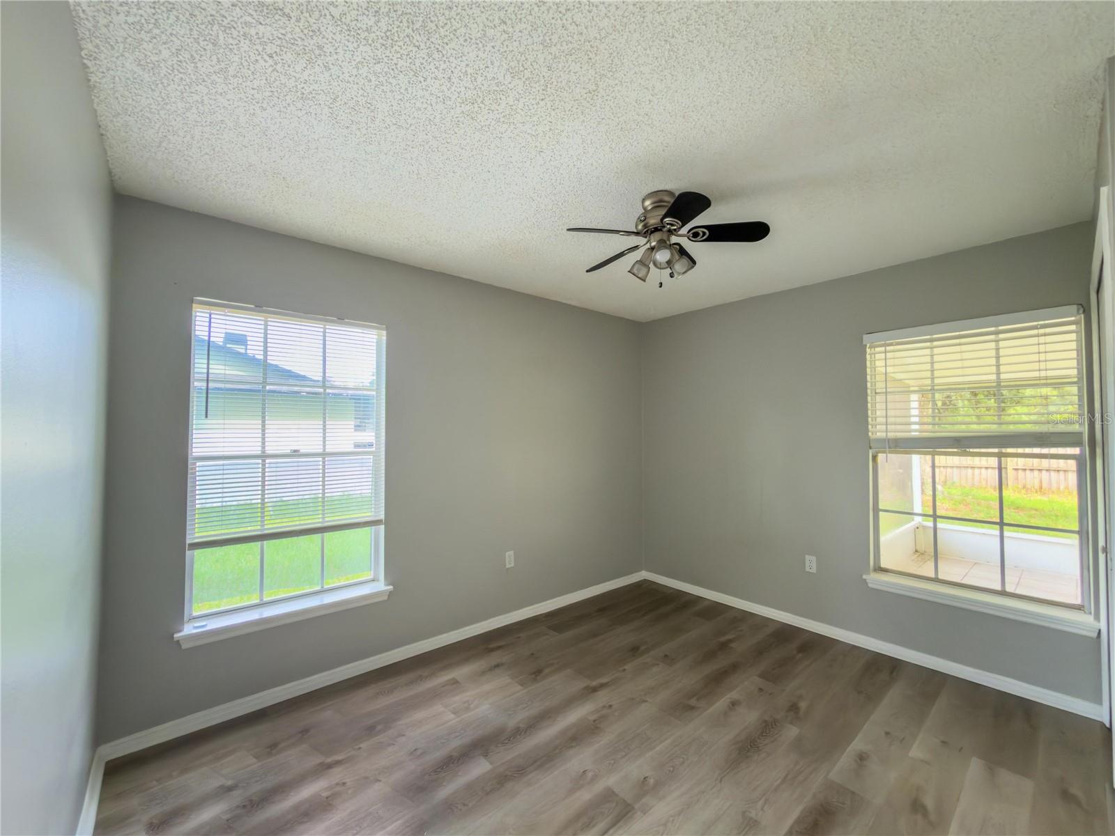 23437 SHINING STAR DR — photo 24