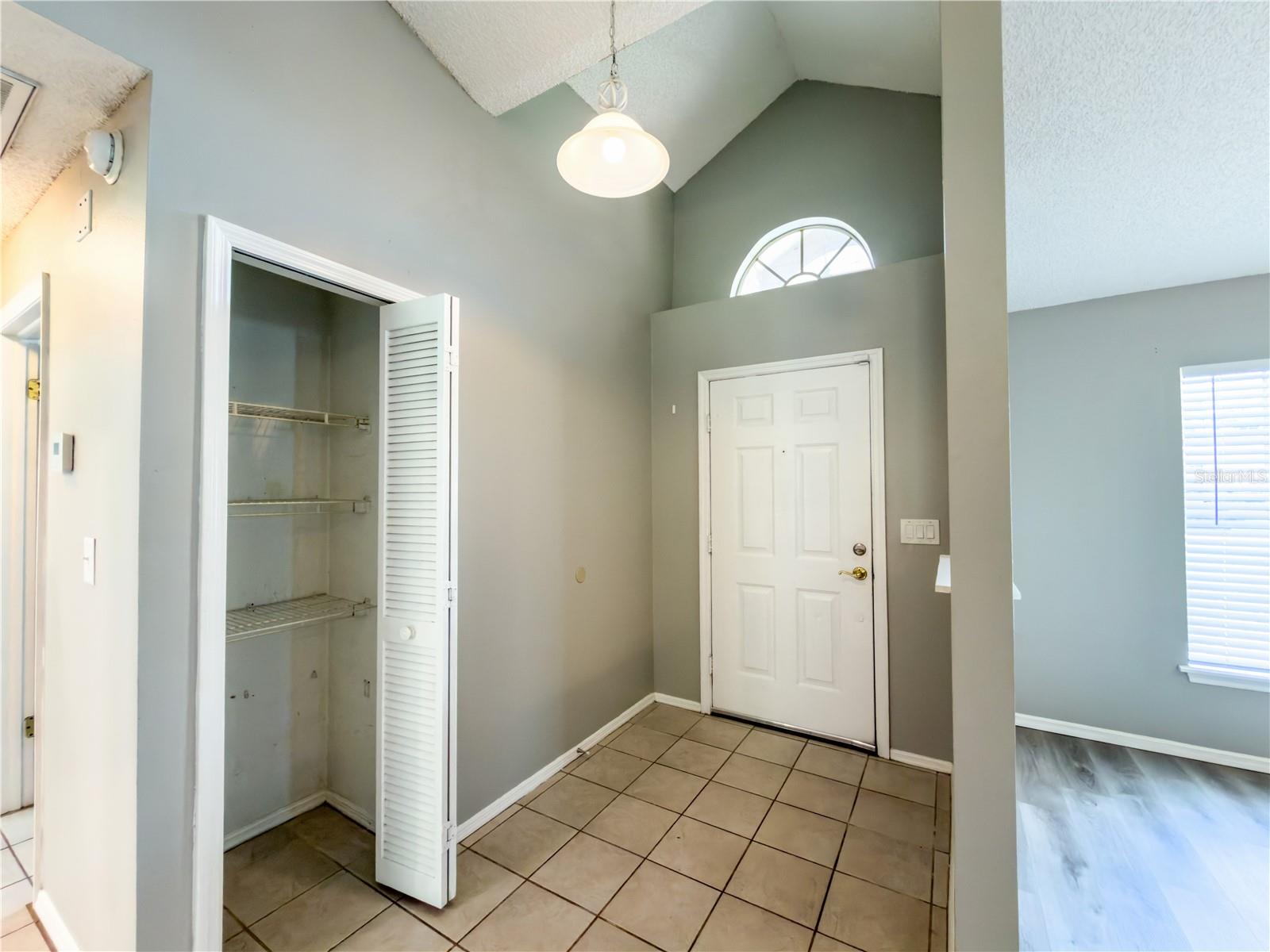 23437 SHINING STAR DR — photo 7