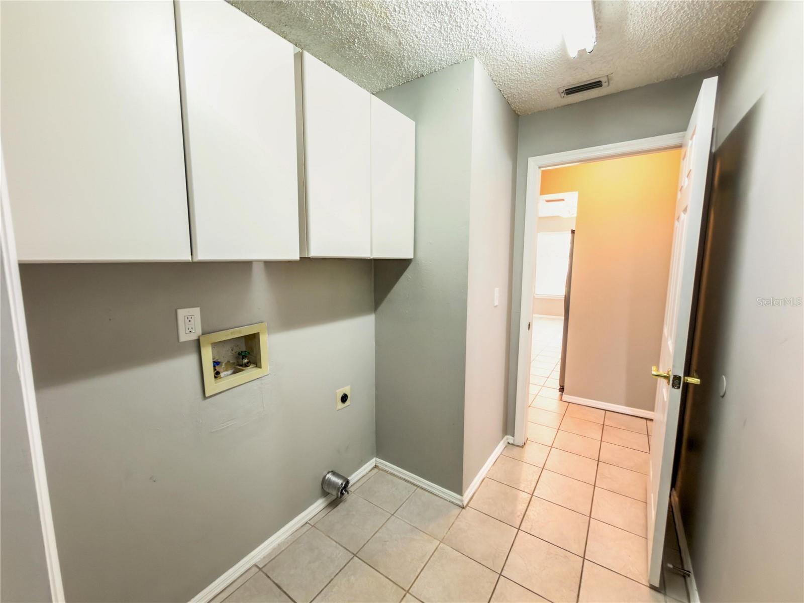 23437 SHINING STAR DR — photo 37