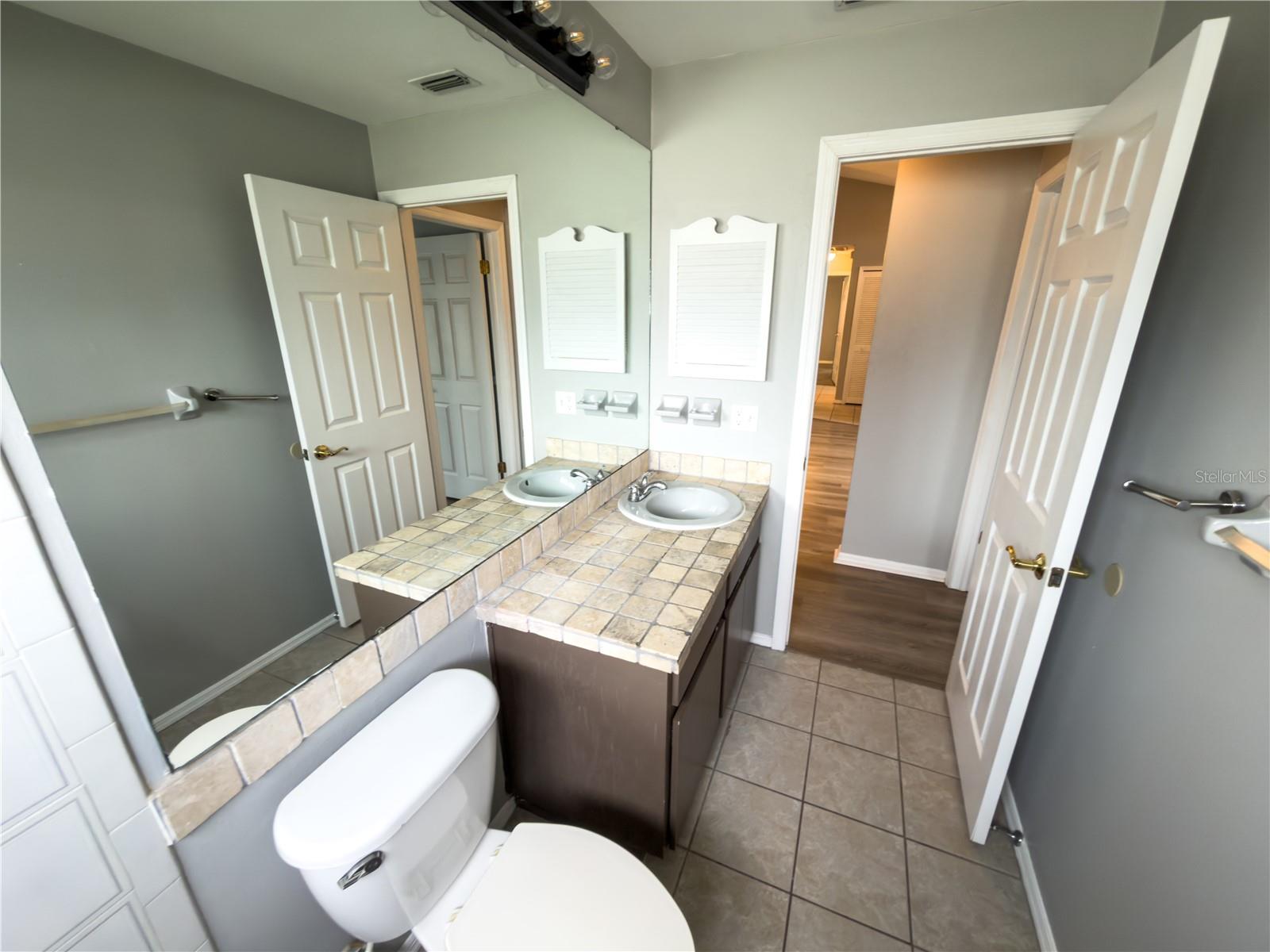 23437 SHINING STAR DR — photo 31