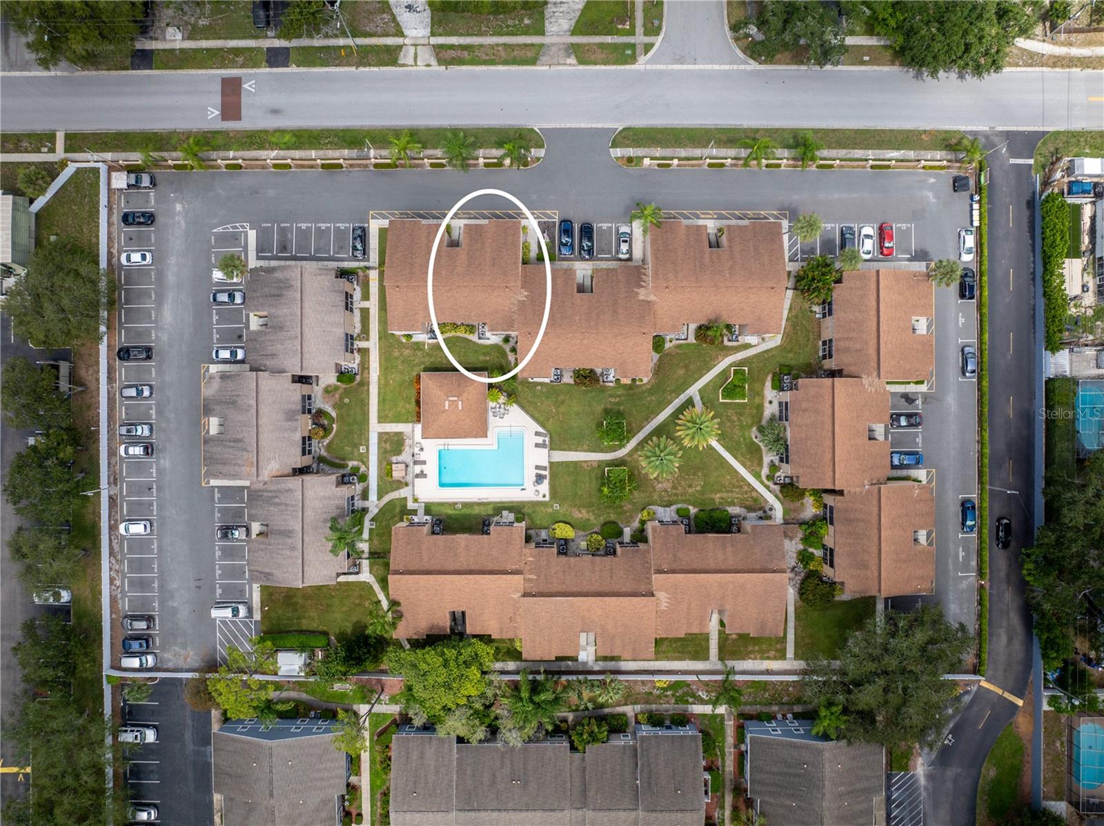 1575 GREENLEA DR #9 — photo 26