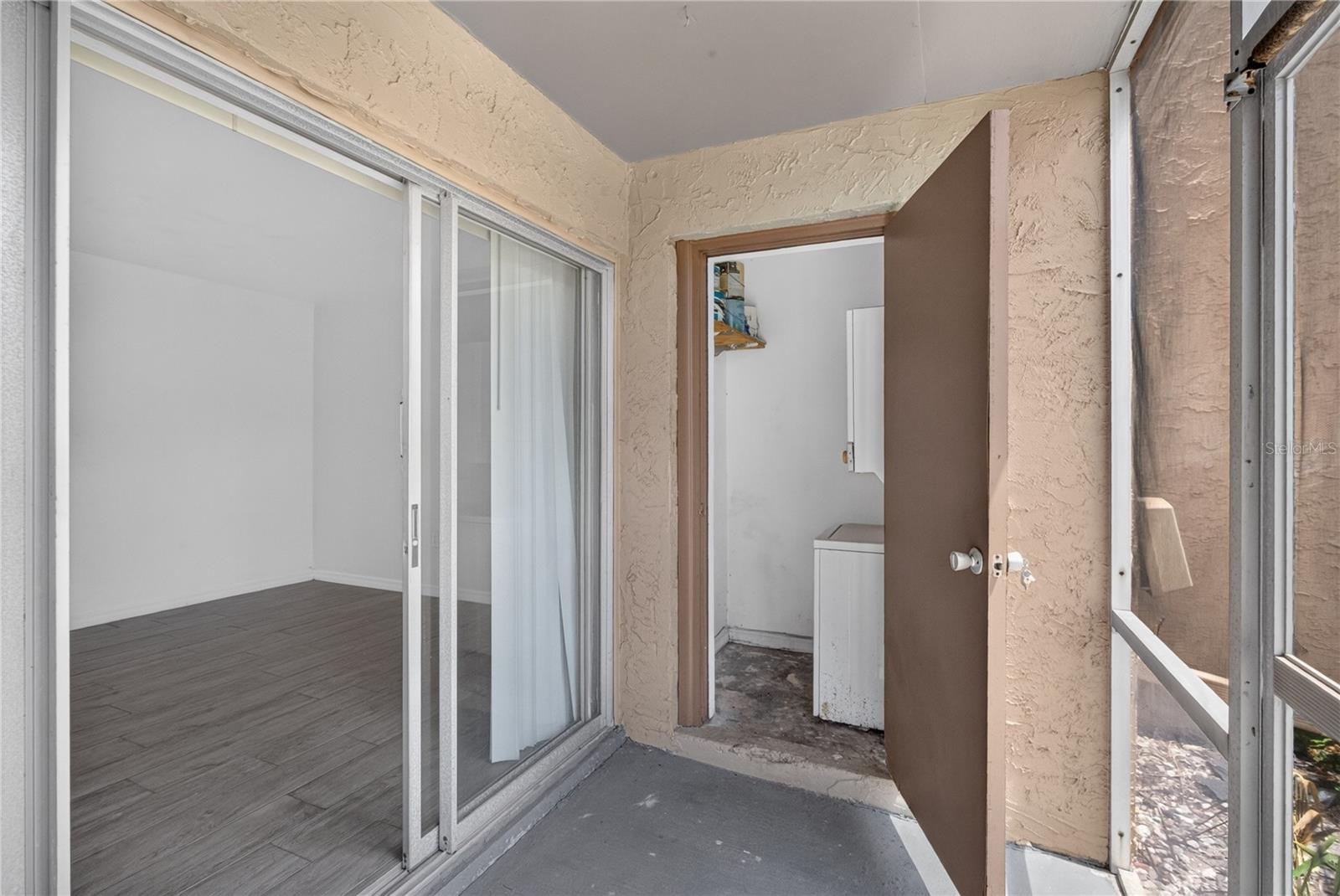 1575 GREENLEA DR #9 — photo 7