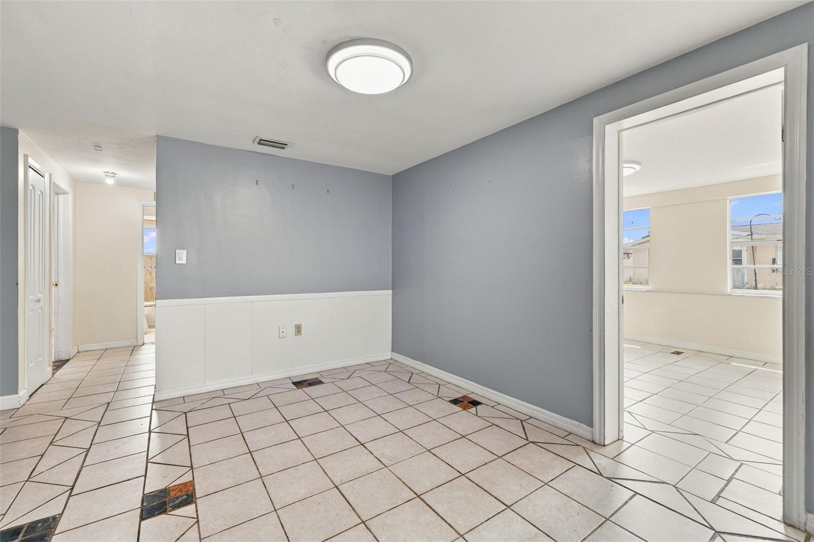 3214 KILBURN RD — photo 6
