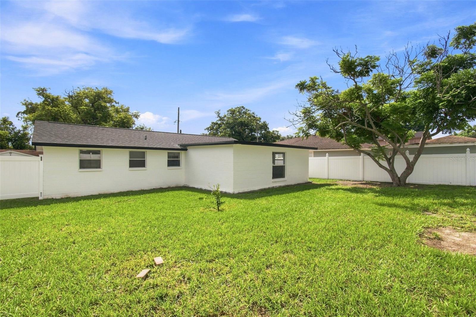 4606 ASHLAND DR — photo 32