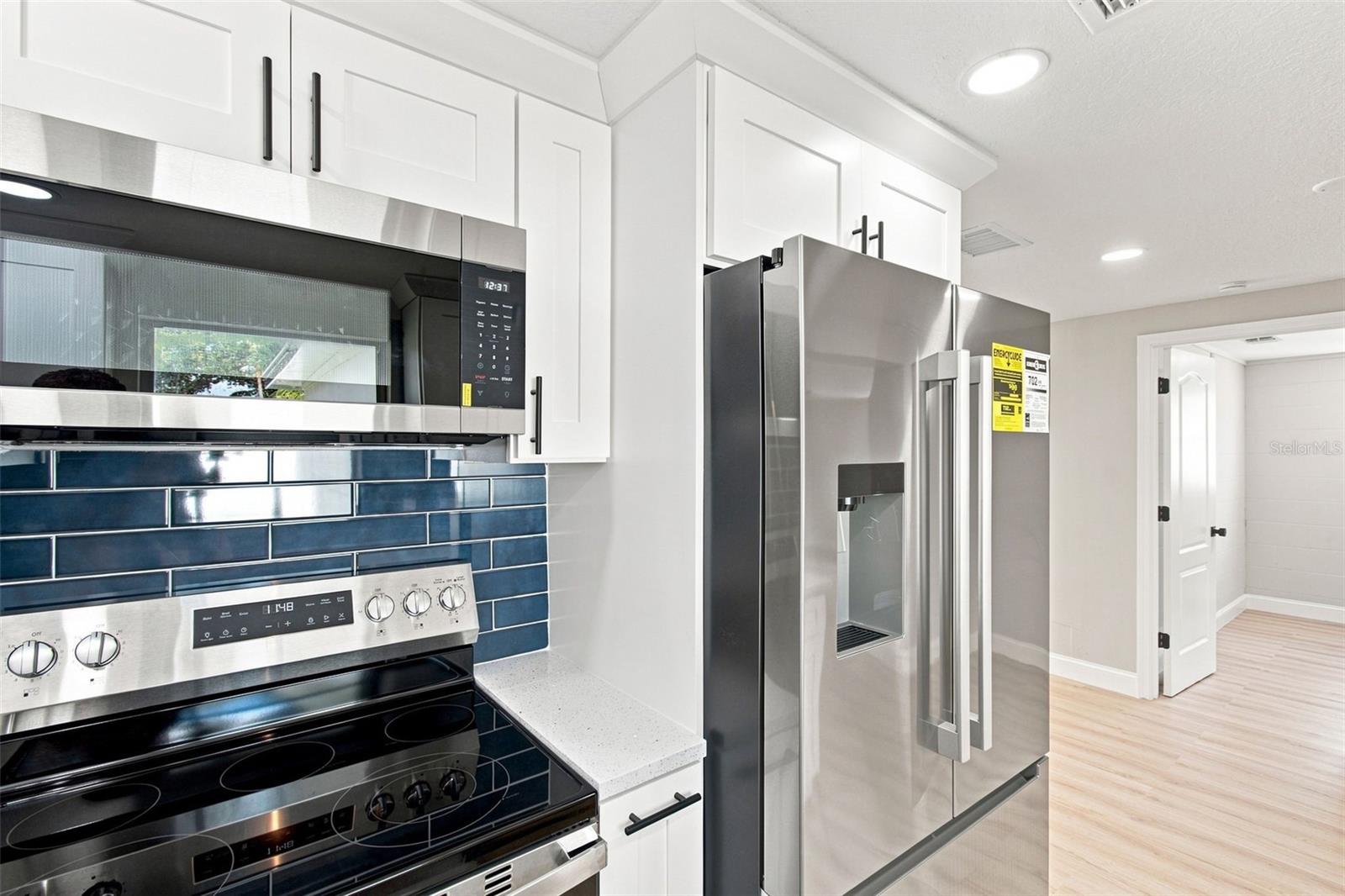 4606 ASHLAND DR — photo 15
