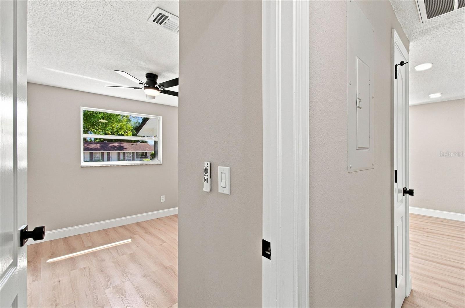 4606 ASHLAND DR — photo 21
