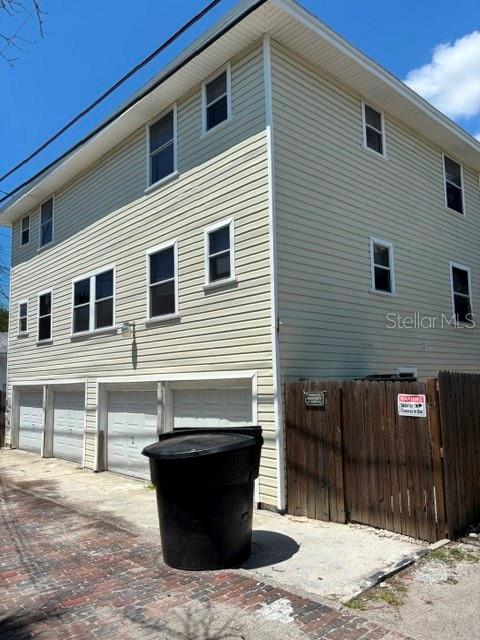717 DARTMOOR ST N — photo 3