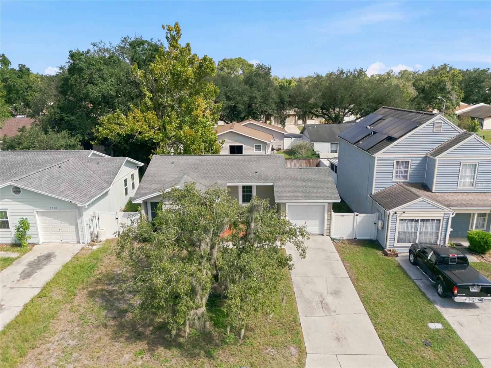 7714 GLADES CT — photo 34