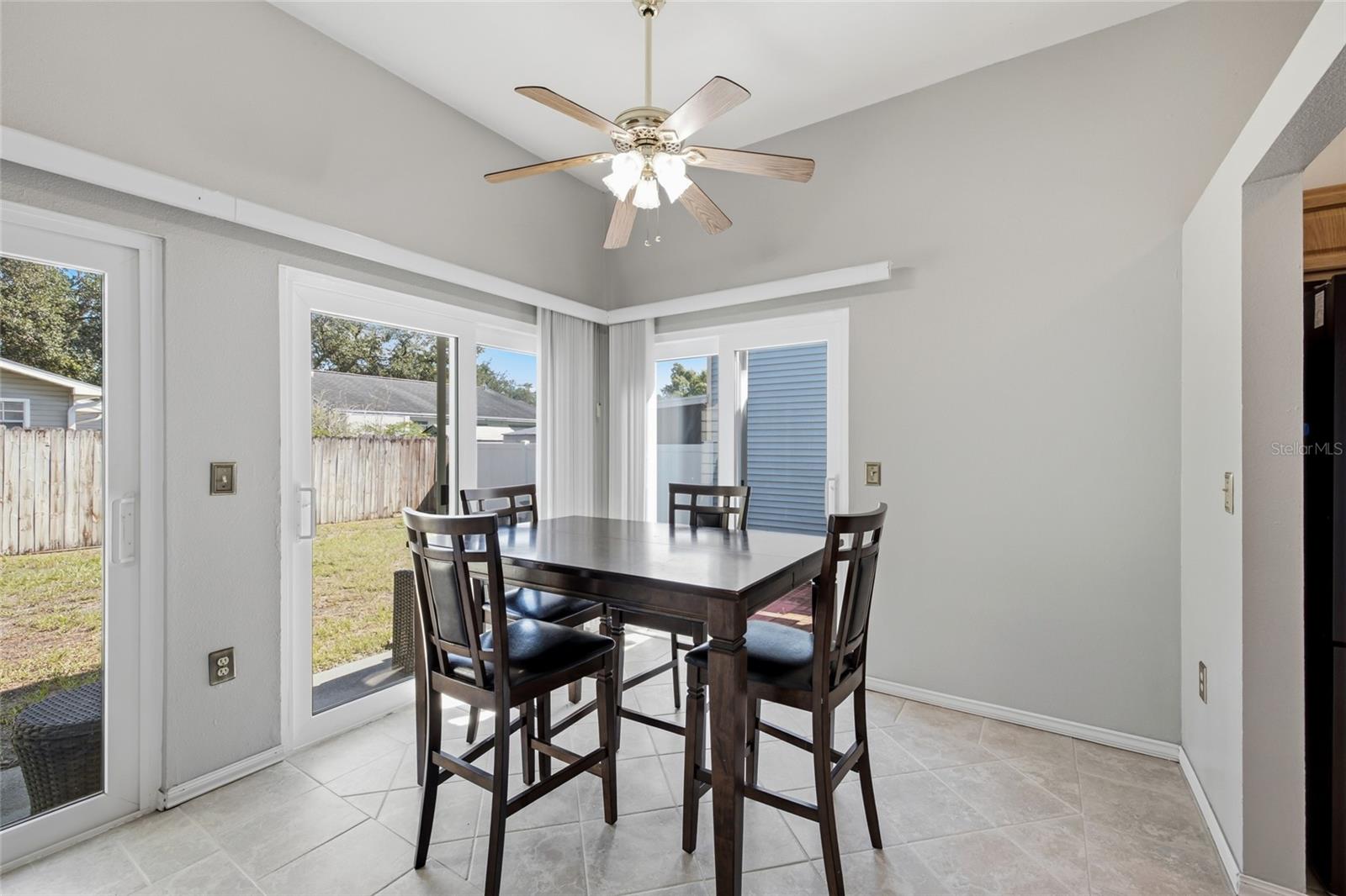 7714 GLADES CT — photo 11