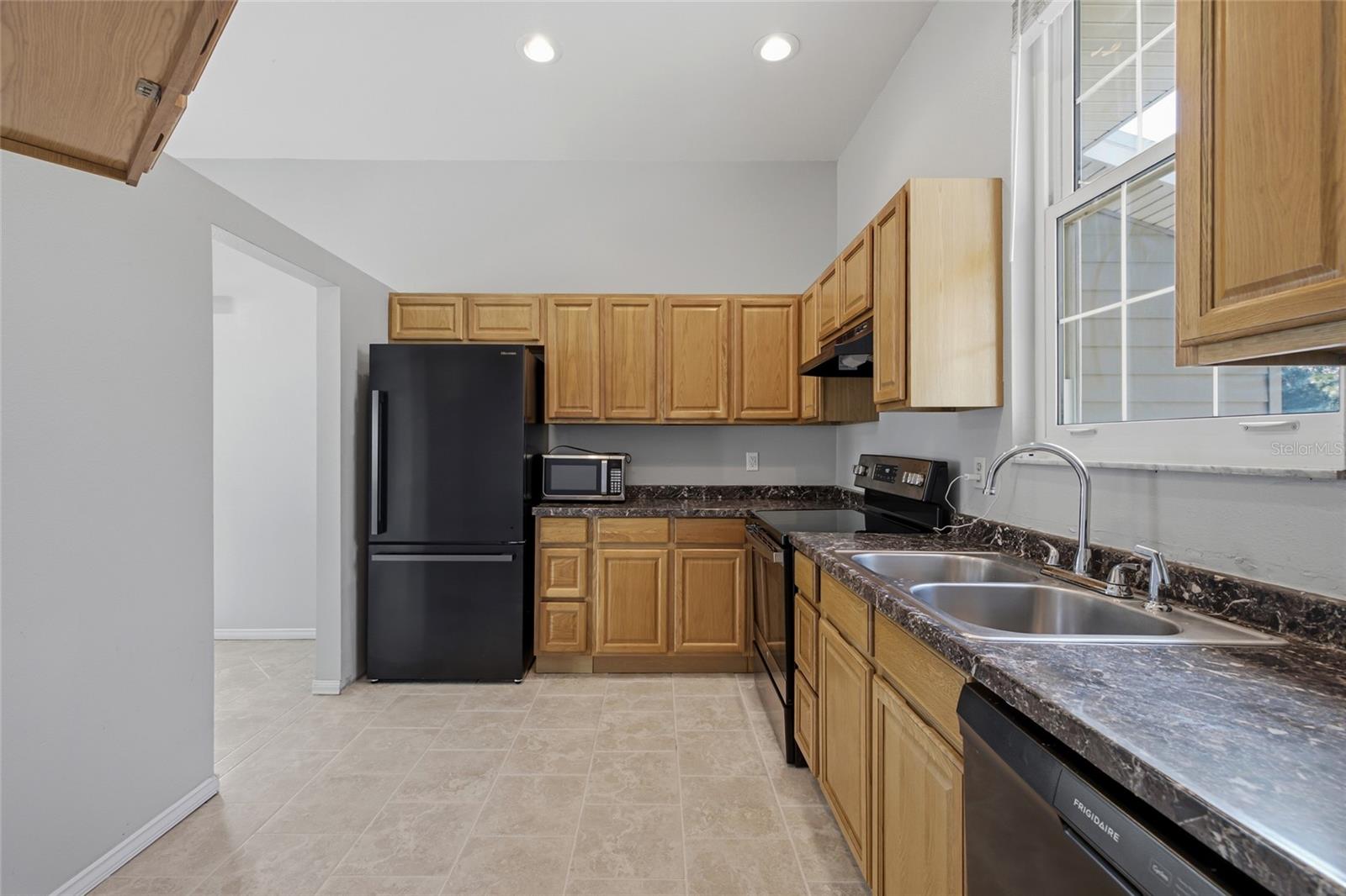 7714 GLADES CT — photo 15