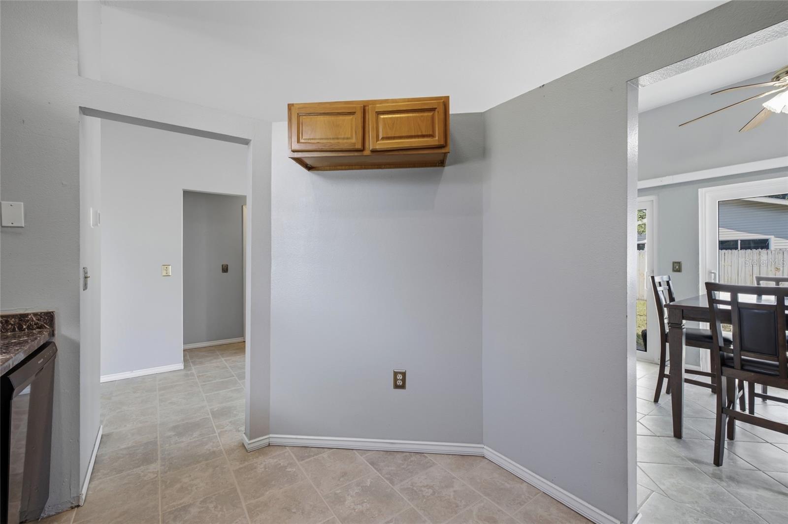 7714 GLADES CT — photo 18