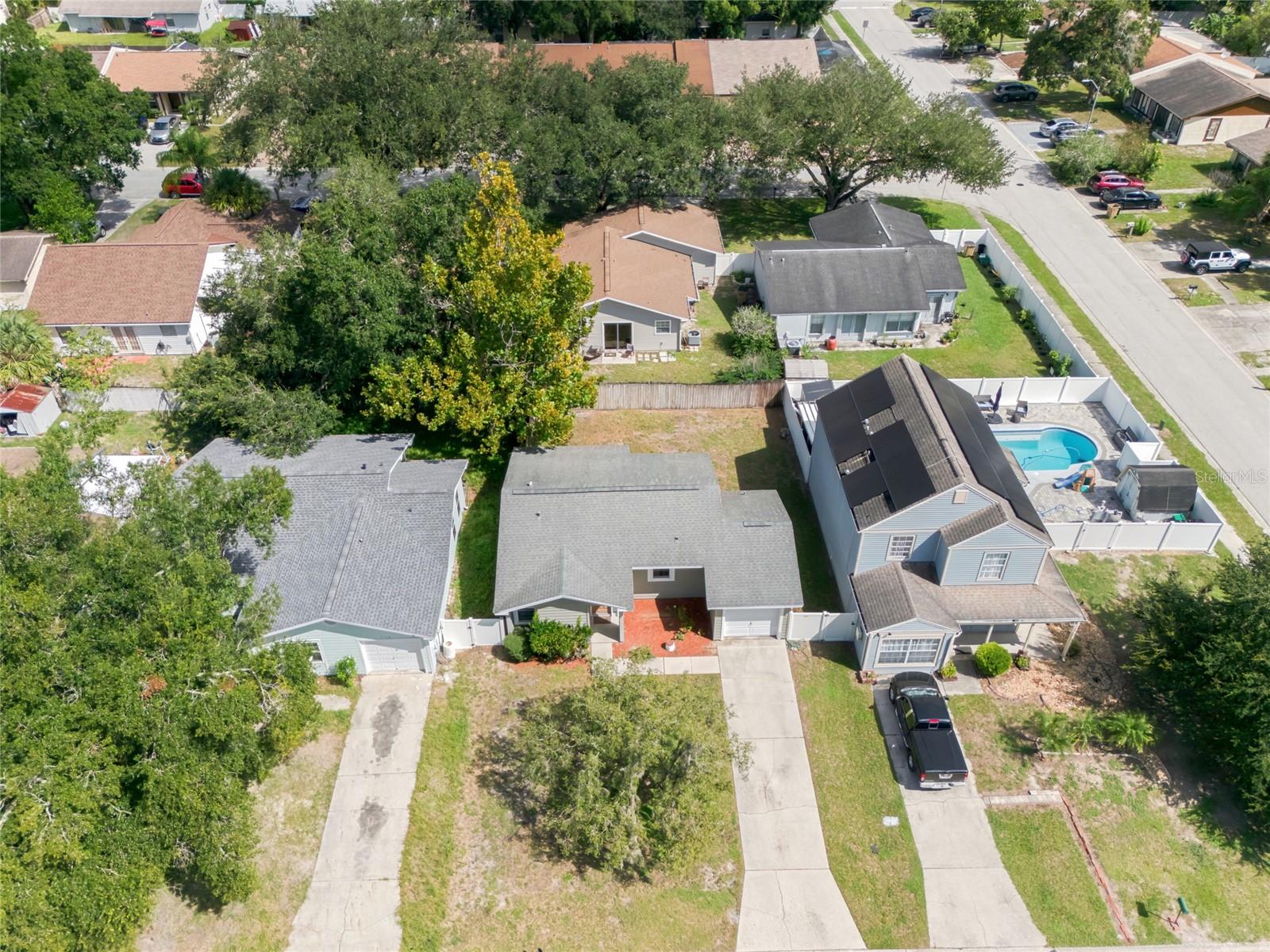 7714 GLADES CT — photo 36