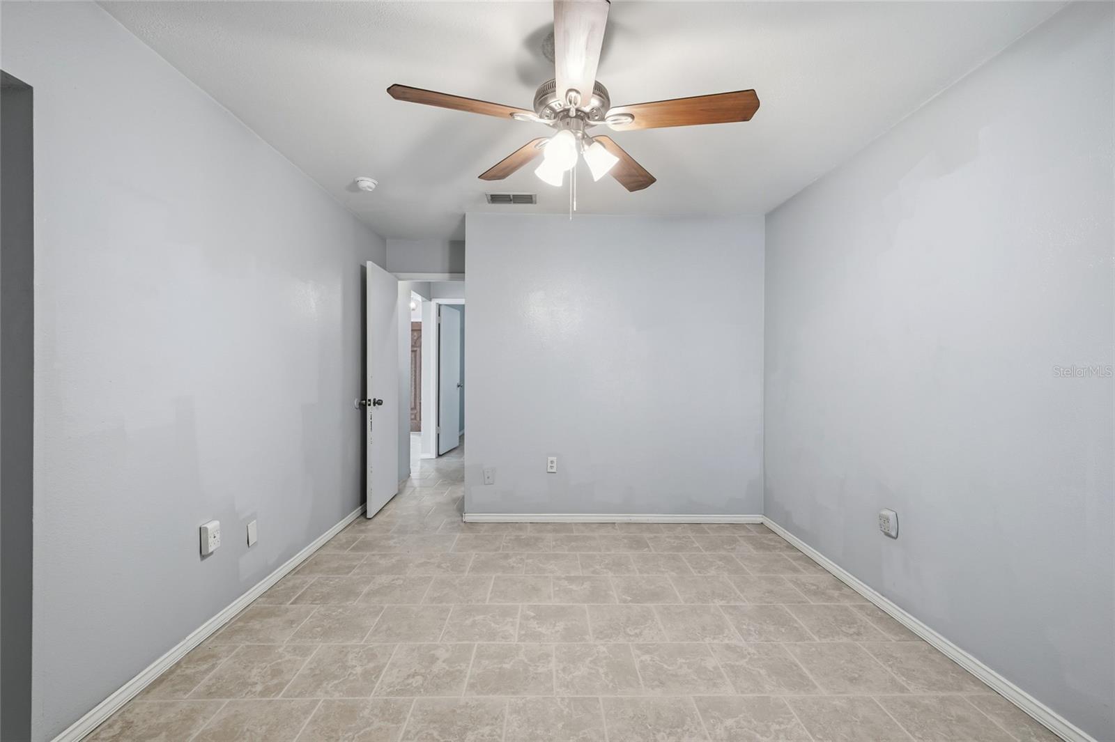 7714 GLADES CT — photo 25
