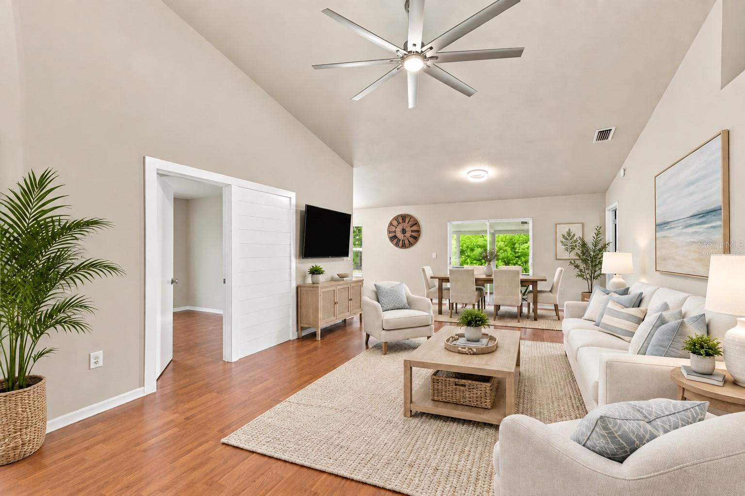 128 LOOKOUT DR — photo 5