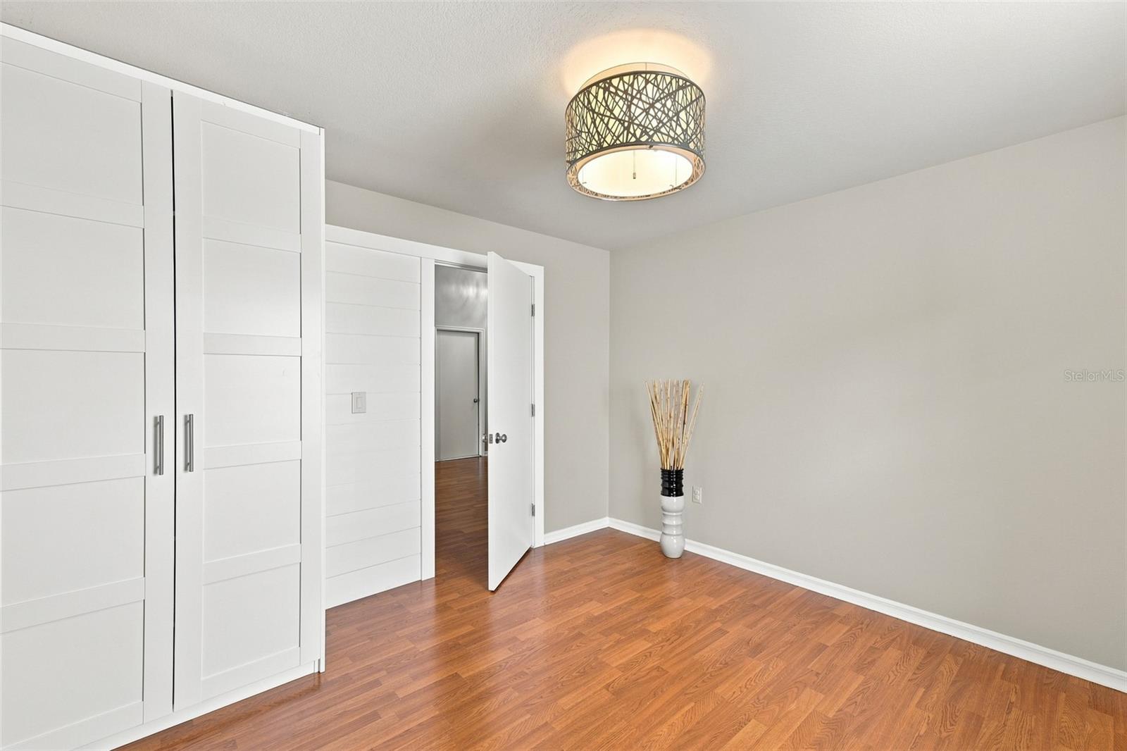 128 LOOKOUT DR — photo 25